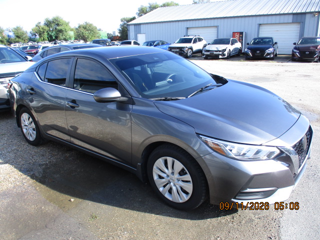 2021 Nissan Sentra S - photo 10