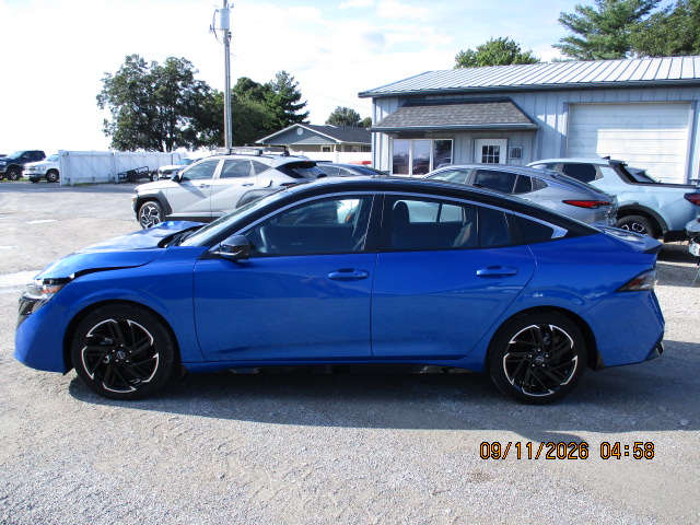 2026 Nissan Sentra SR - photo 3