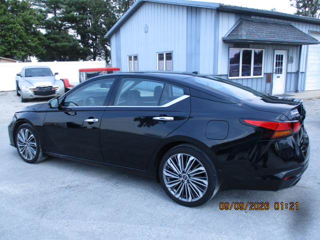 2025 Nissan Altima SL - photo 12