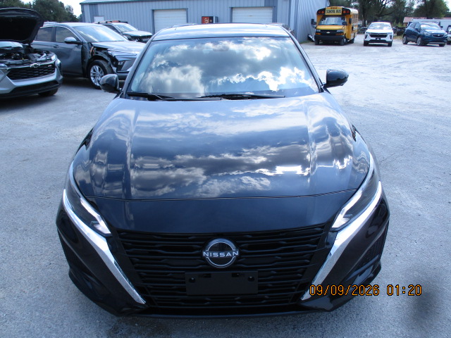 2025 Nissan Altima SL - photo 8