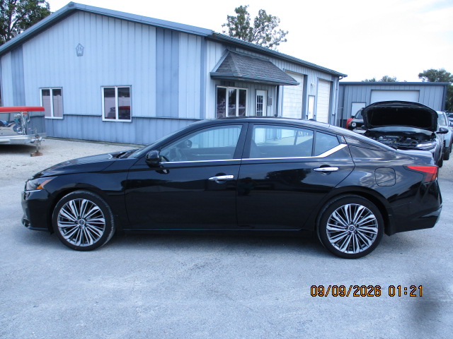 2025 Nissan Altima SL - photo 9
