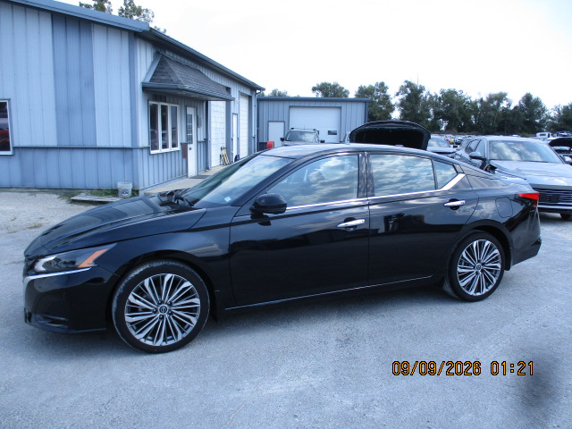 2025 Nissan Altima SL - photo 10