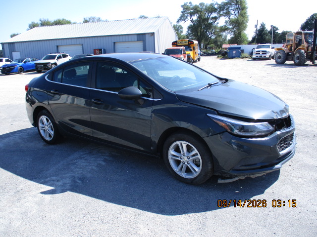 2018 Chevrolet Cruze LT - photo 3