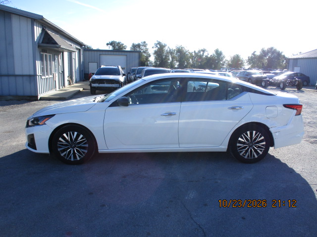 2025 Nissan Altima SV - photo 10