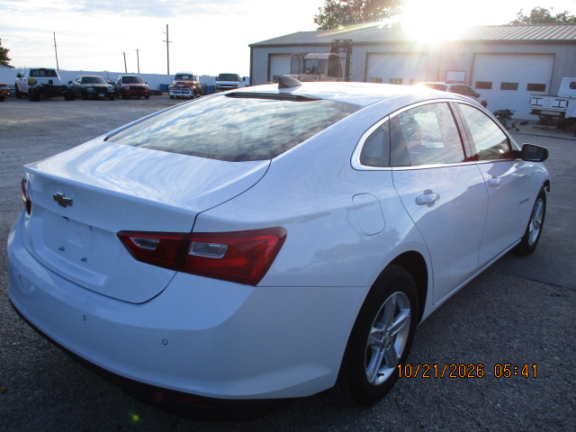 2024 Chevrolet Malibu LS - photo 9