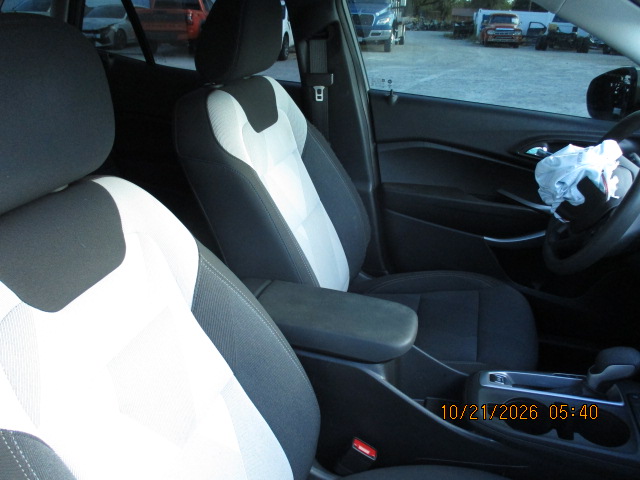 2025 Chevrolet Trax LS - photo 13