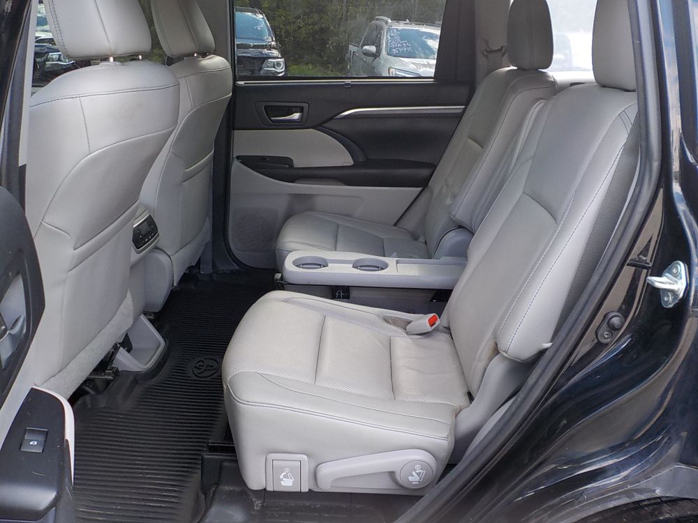 2018 Toyota Highlander Limited, Hybrid, AWD - photo 10