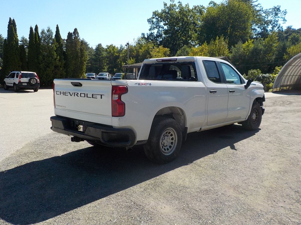 2022 Chevrolet Silverado - photo 7