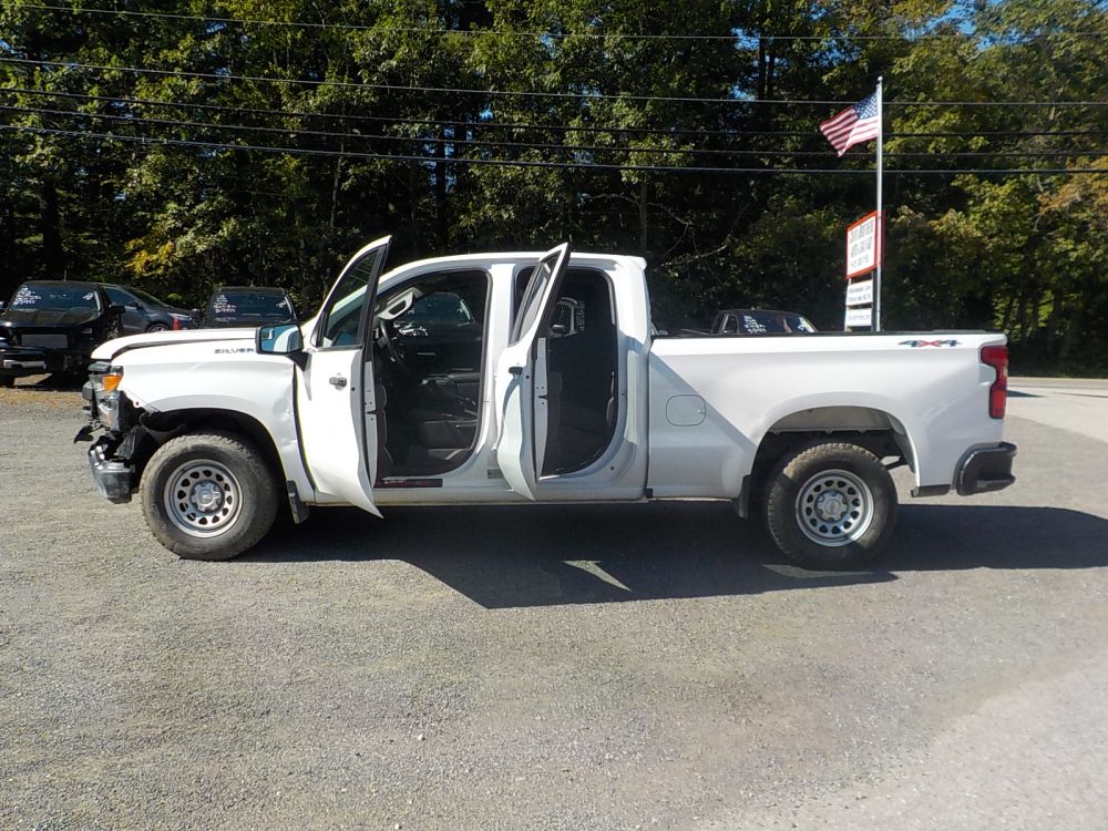 2022 Chevrolet Silverado - photo 10