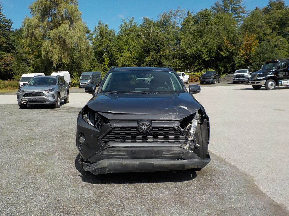 2021 Toyota RAV-4 XLE AWD - photo 2