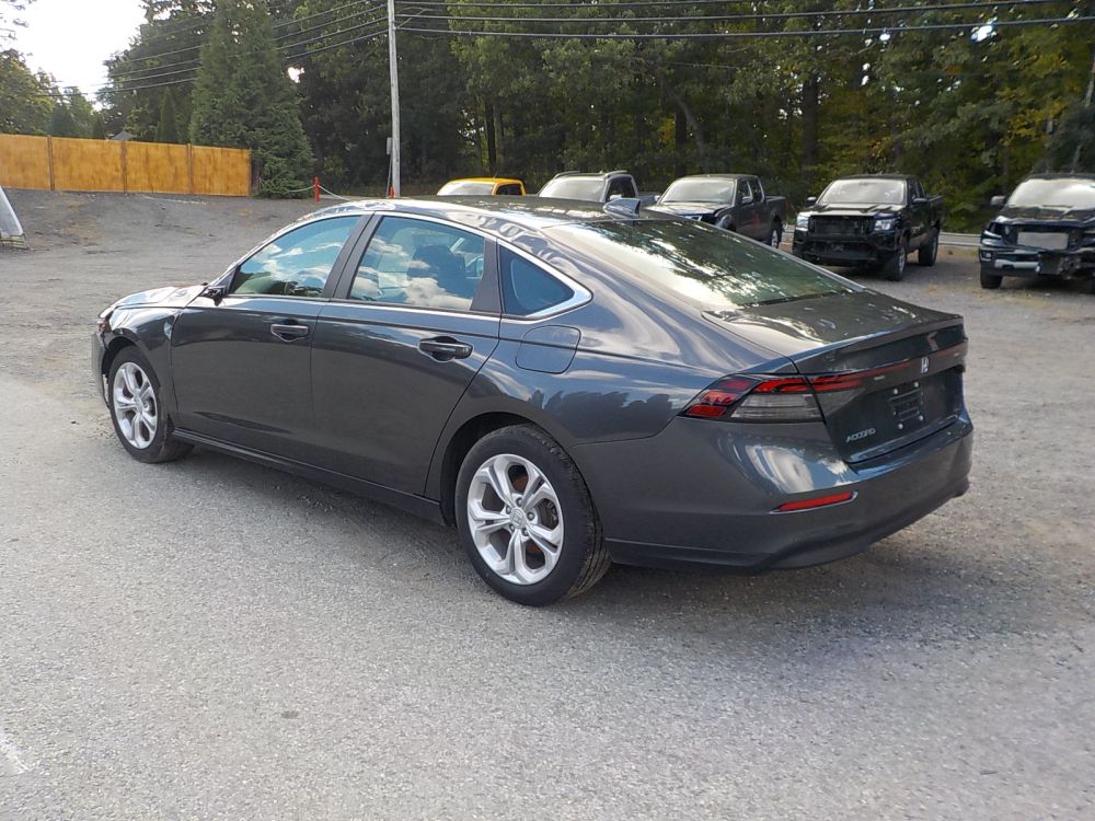 2025 Honda Accord - photo 4