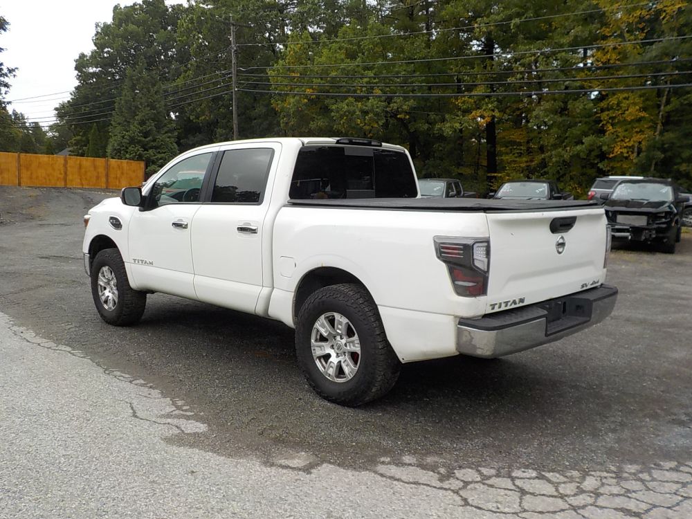 2017 Nissan Titan - photo 4