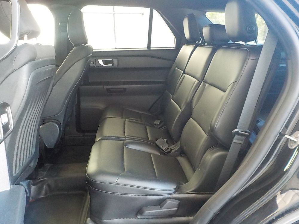 2020 Ford Explorer - photo 11