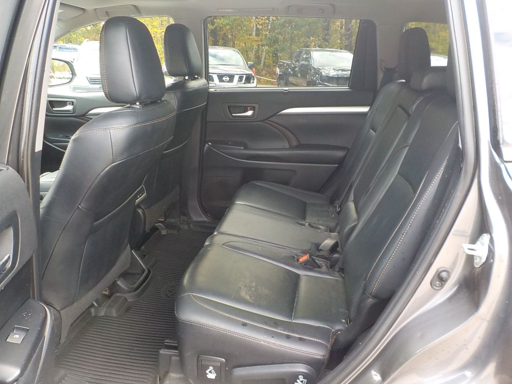 2019 Toyota Highlander - photo 14