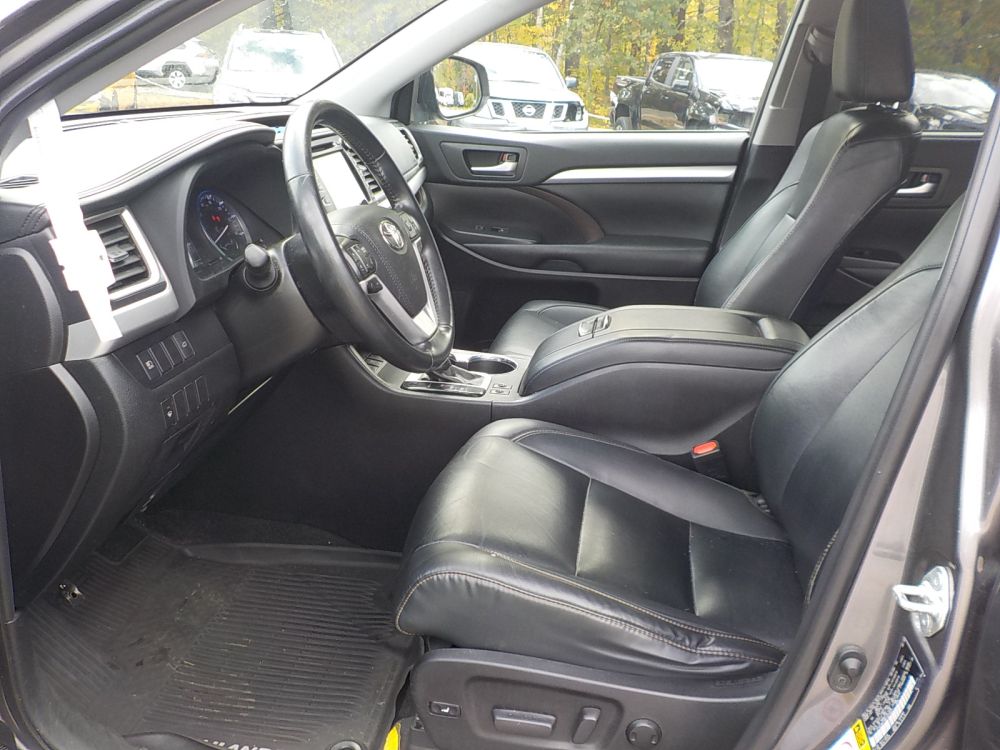 2019 Toyota Highlander - photo 9