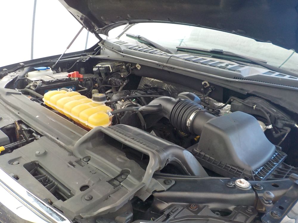 2015 Ford F-150 - photo 12
