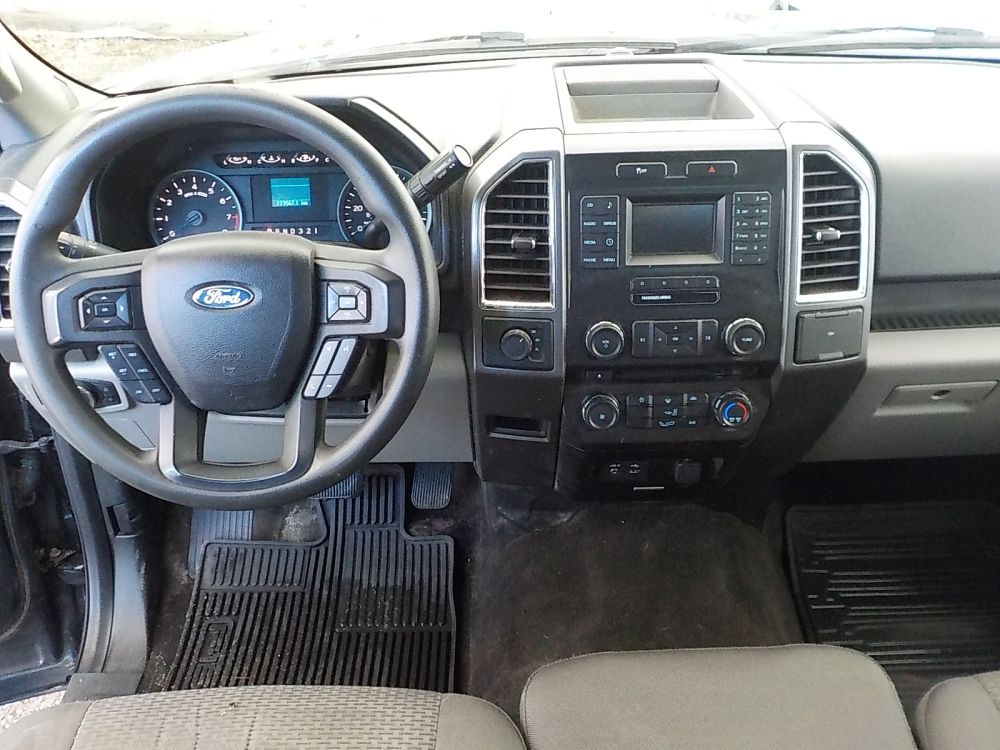 2015 Ford F-150 - photo 13