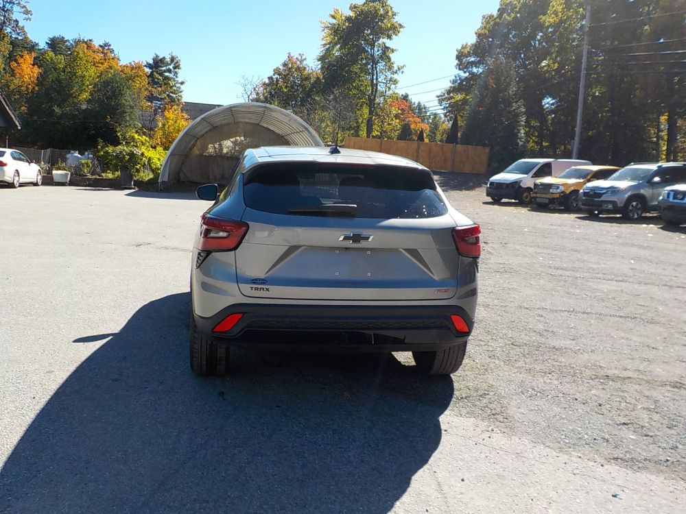 2024 Chevrolet Trax - photo 5