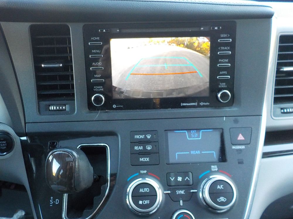 2019 Toyota Sienna - photo 14