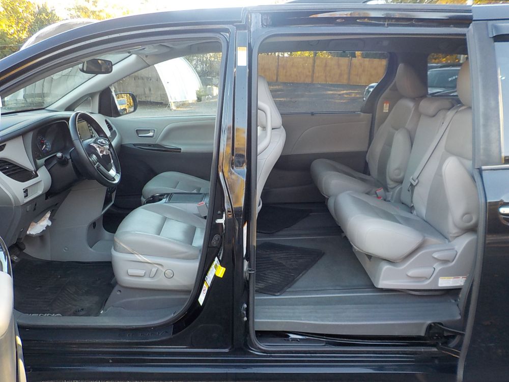2019 Toyota Sienna - photo 15