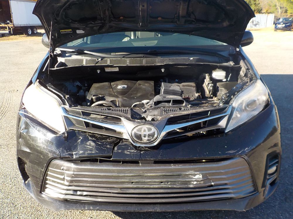 2019 Toyota Sienna - photo 17