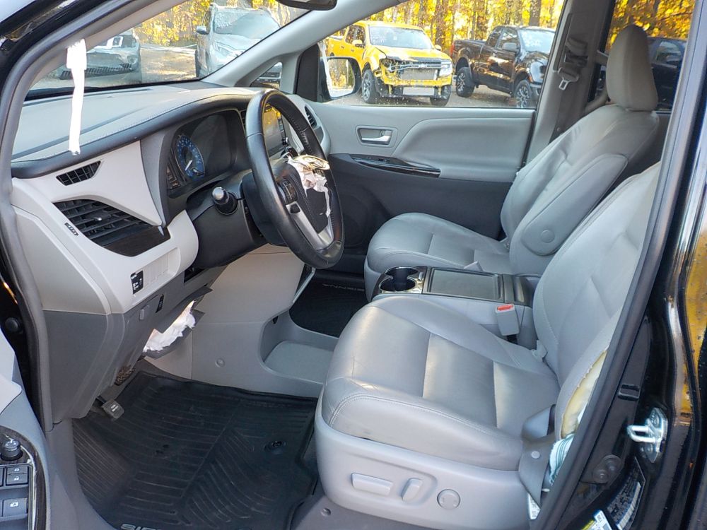2019 Toyota Sienna - photo 10