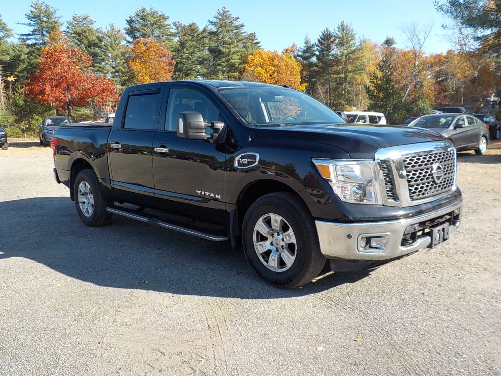2017 Nissan Titan - photo 1