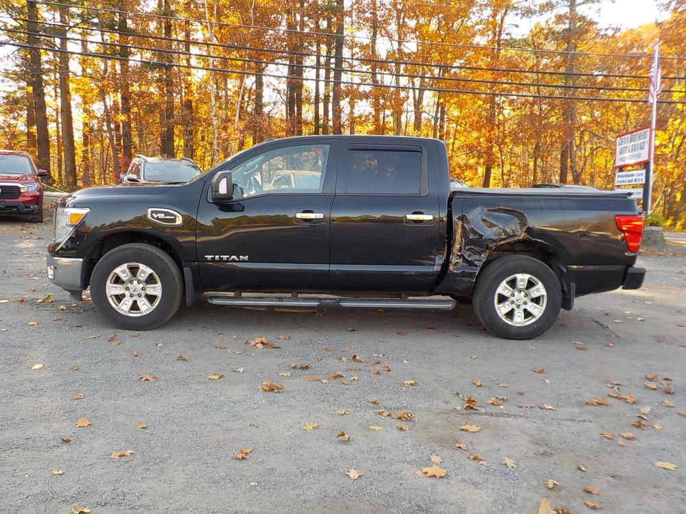 2017 Nissan Titan - photo 7