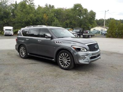 2015 Infiniti QX80   AWD 7 Passengers