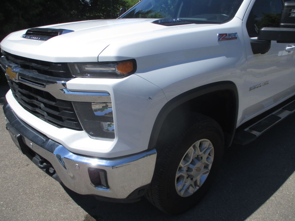 2025 Chevrolet SIlverado 3500 - photo 4