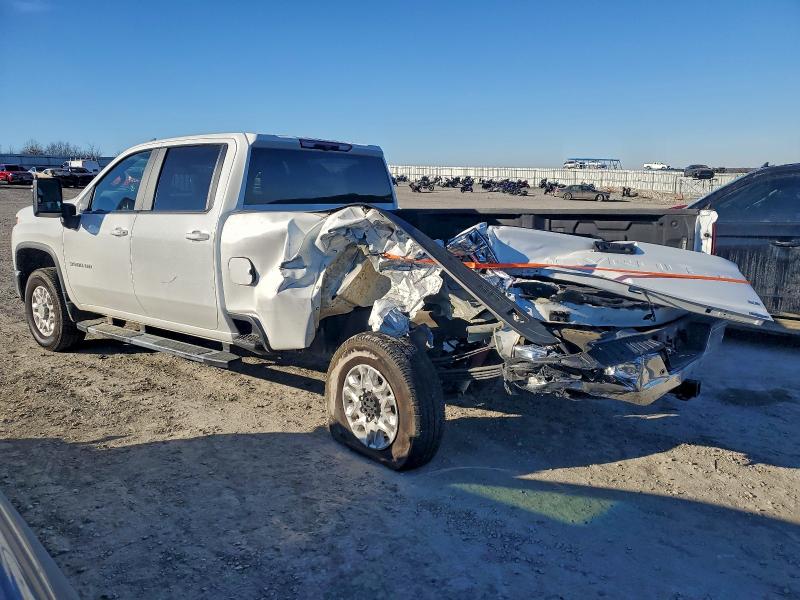 2025 Chevrolet SIlverado 3500 - photo 18