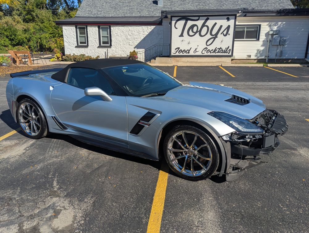 2017 Chevrolet Corvette - photo 1