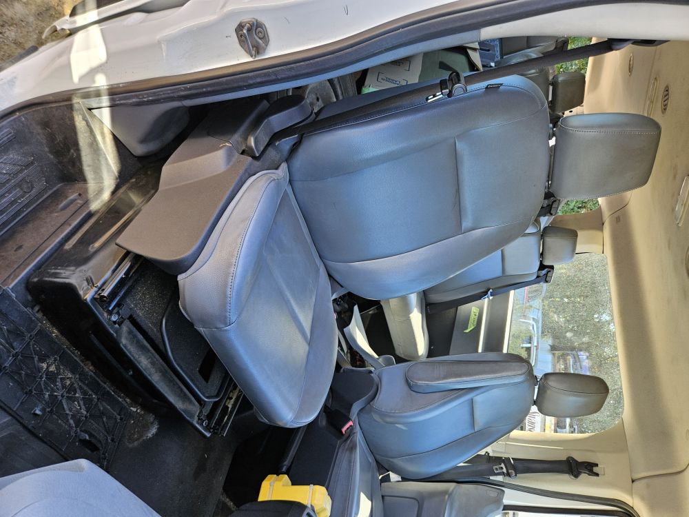 2019 Ford Transit 150 - photo 14