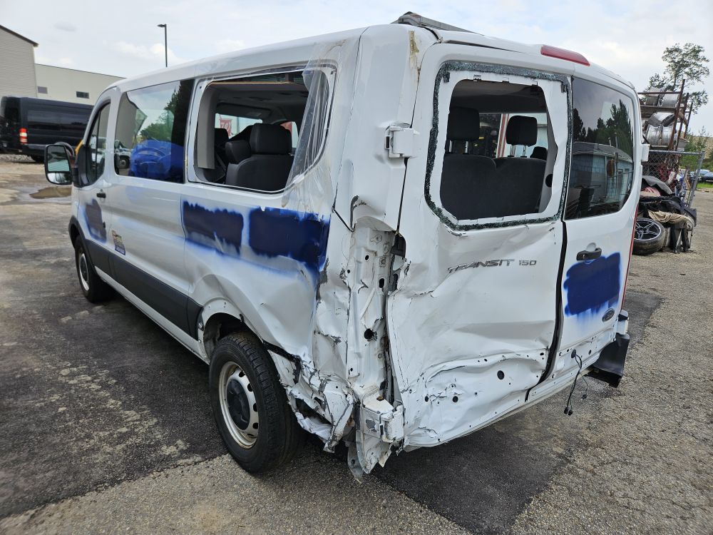 2019 Ford Transit 150 - photo 5