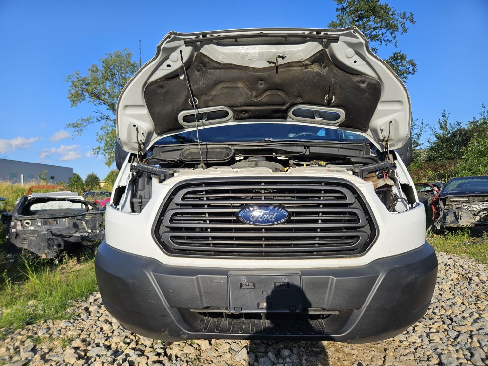 2019 Ford Transit 150 - photo 7
