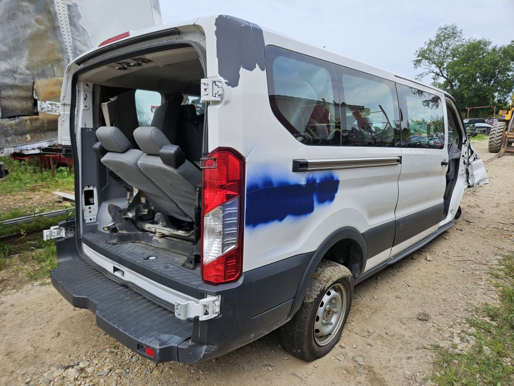 2018 Ford Transit 350 - photo 6