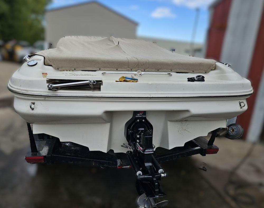 2001 Sea Ray 210 - photo 6