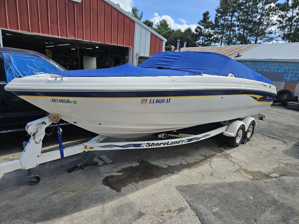 2000 Chaparral 240 SSI - photo 2