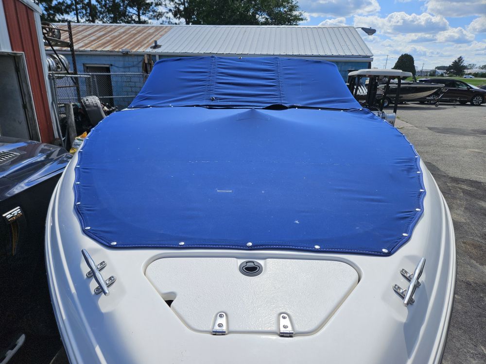 2000 Chaparral 240 SSI - photo 3