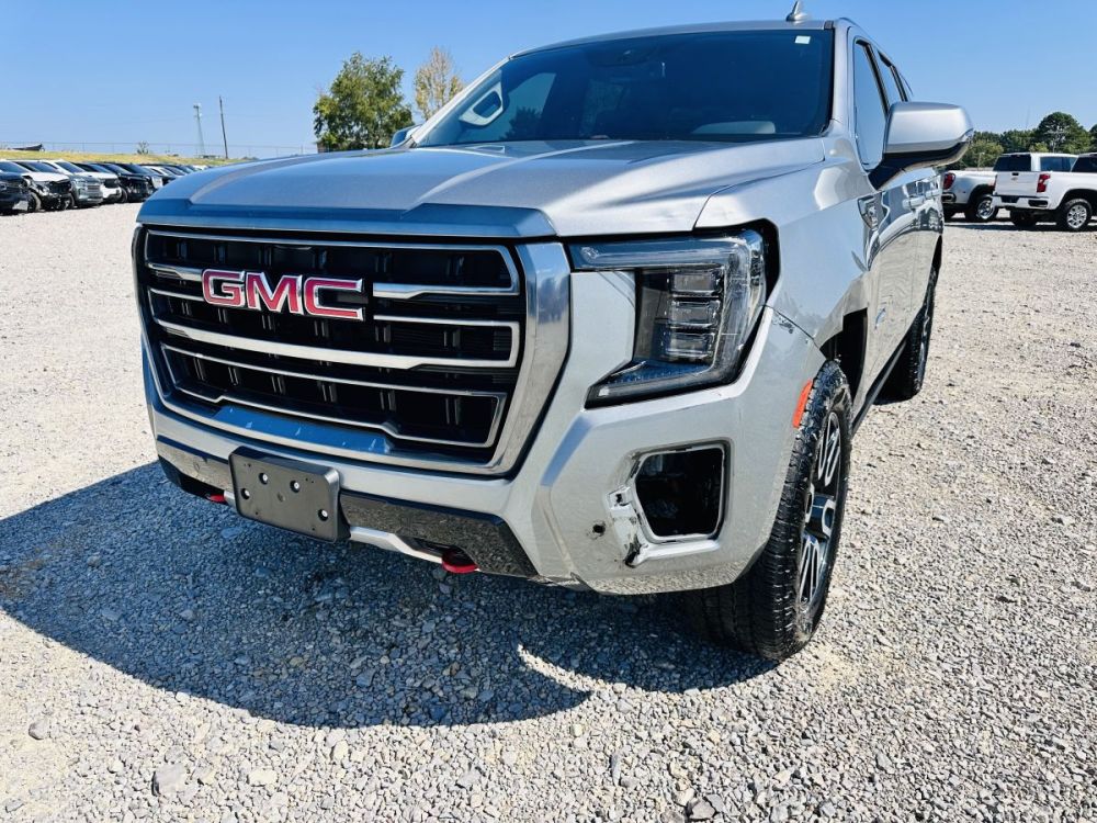 2023 GMC Yukon AT4 - 6.2L V8 - GOOD AIRBAGS - photo 13