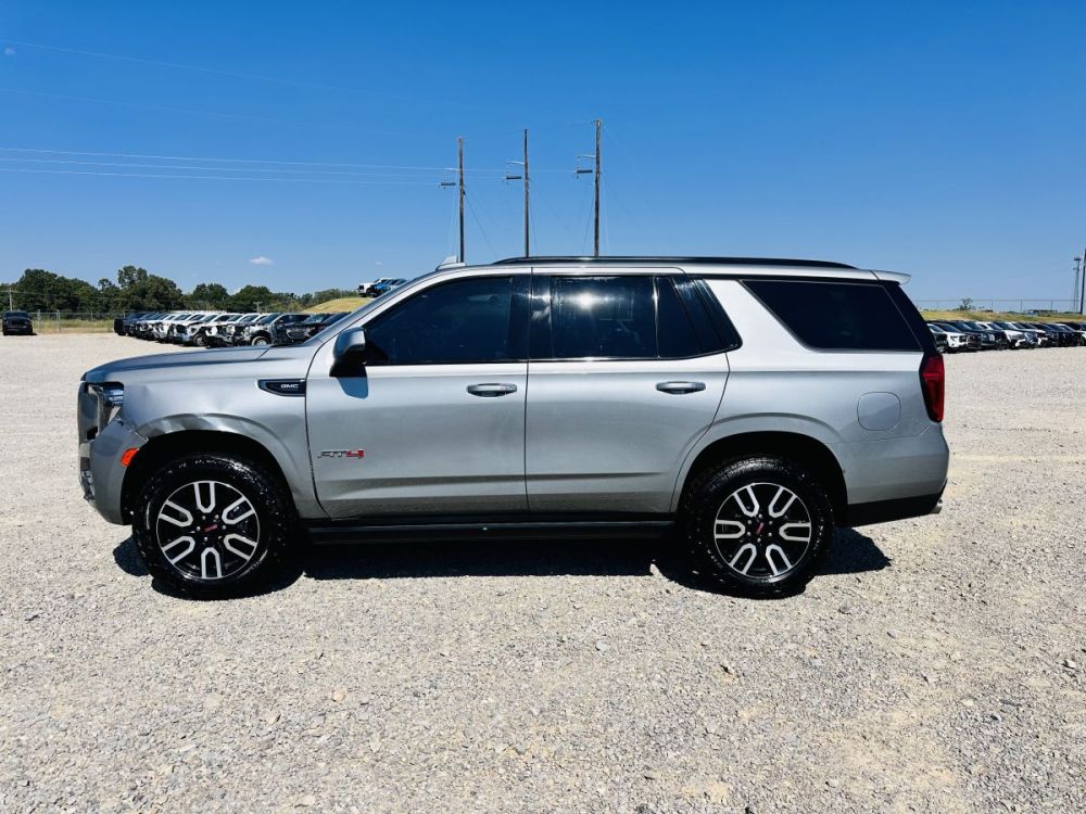 2023 GMC Yukon AT4 - 6.2L V8 - GOOD AIRBAGS - photo 9