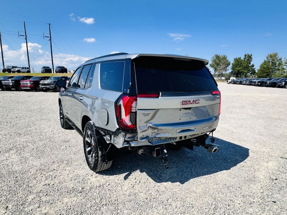 2025 GMC Yukon AT4 Ultimate - GOOD AIRBAGS - photo 13