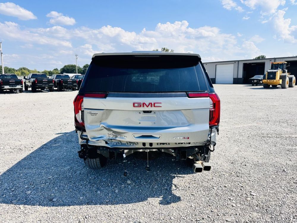 2025 GMC Yukon AT4 Ultimate - GOOD AIRBAGS - photo 14