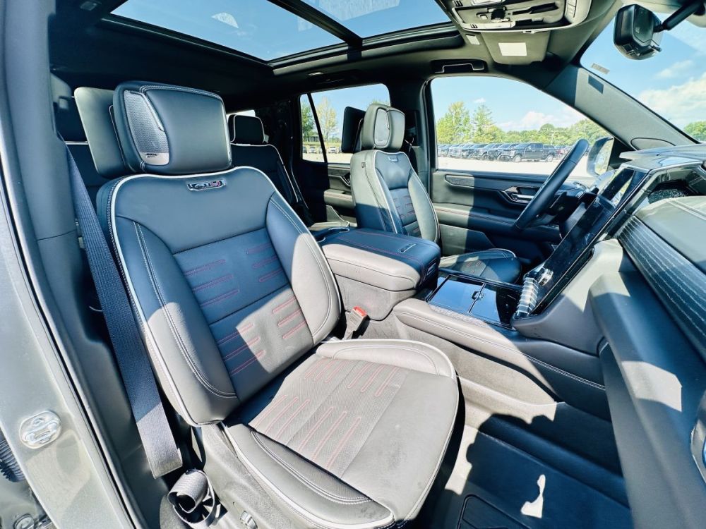 2025 GMC Yukon AT4 Ultimate - GOOD AIRBAGS - photo 19