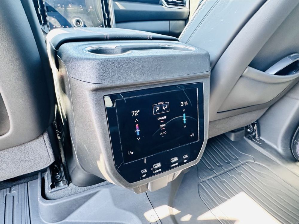 2025 GMC Yukon AT4 Ultimate - GOOD AIRBAGS - photo 20