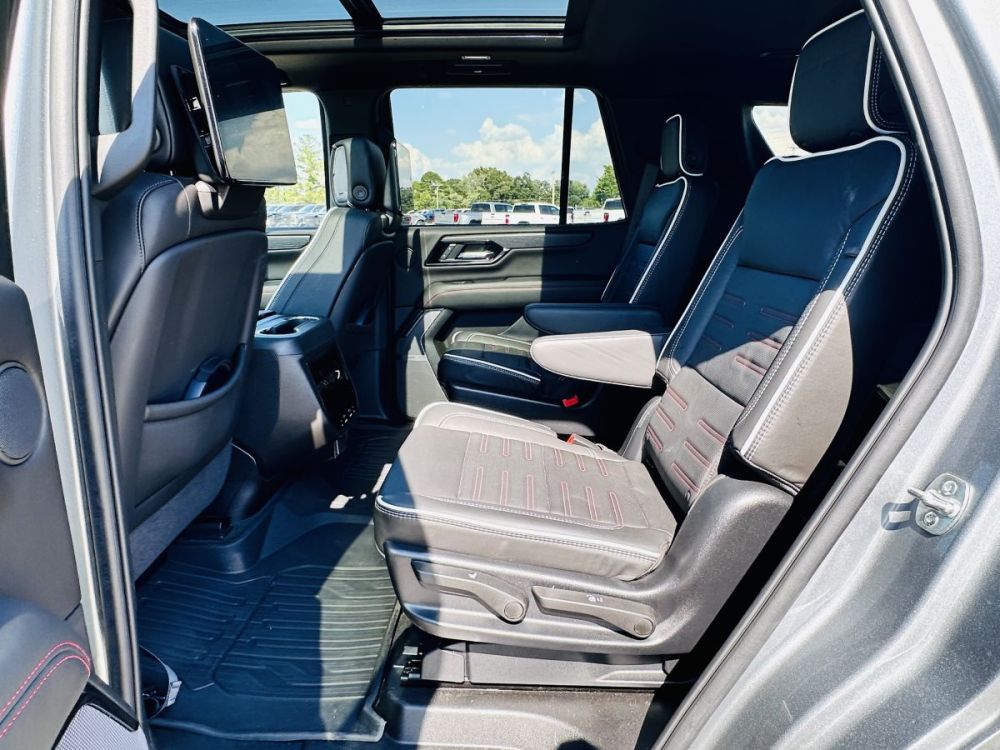 2025 GMC Yukon AT4 Ultimate - GOOD AIRBAGS - photo 22