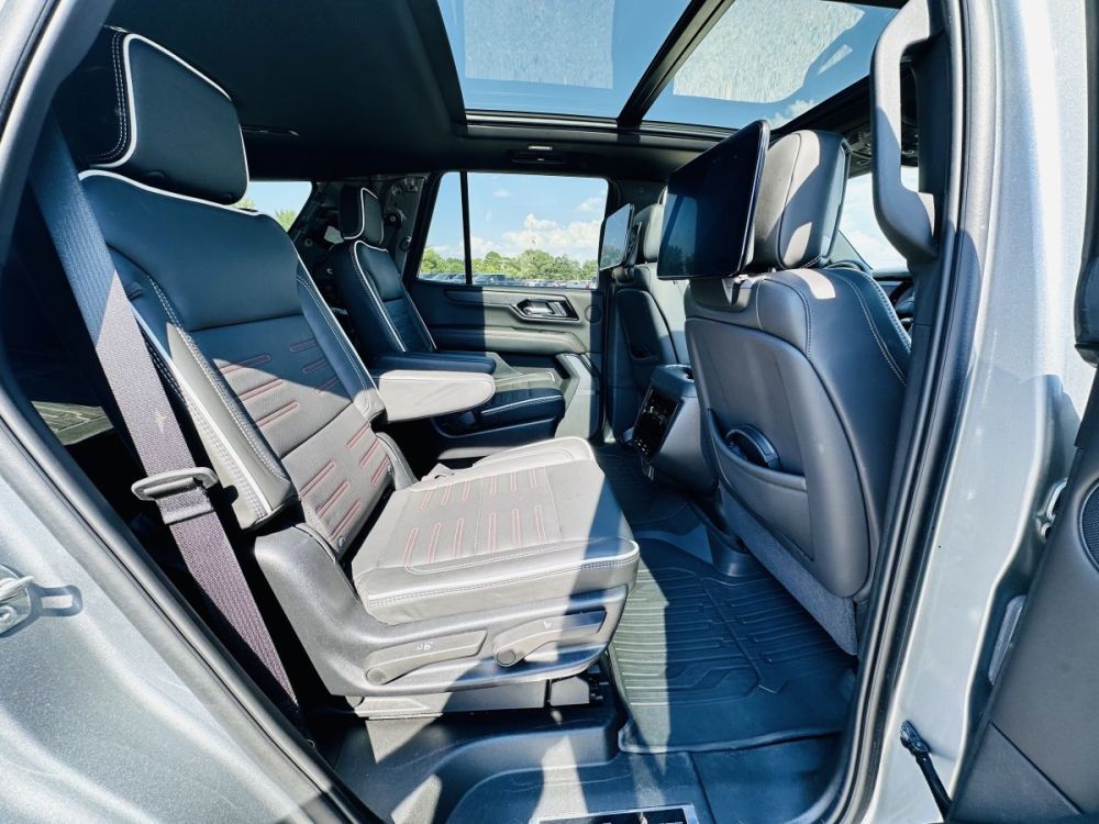 2025 GMC Yukon AT4 Ultimate - GOOD AIRBAGS - photo 23