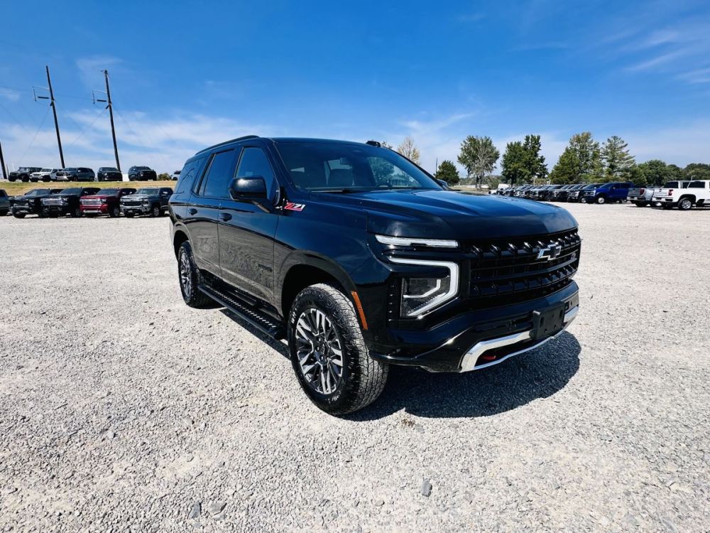 2025 Chevrolet Tahoe Z71 4X4 - CLEAR TITLE - READY TO DRIVE - photo 2