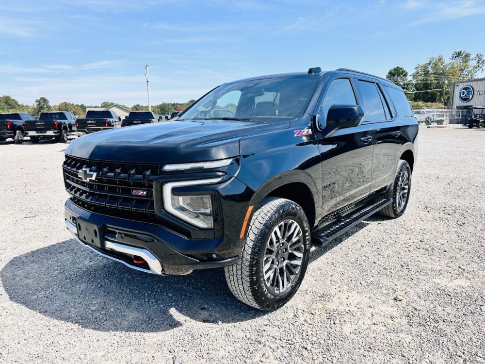 2025 Chevrolet Tahoe Z71 4X4 - CLEAR TITLE - READY TO DRIVE - photo 8