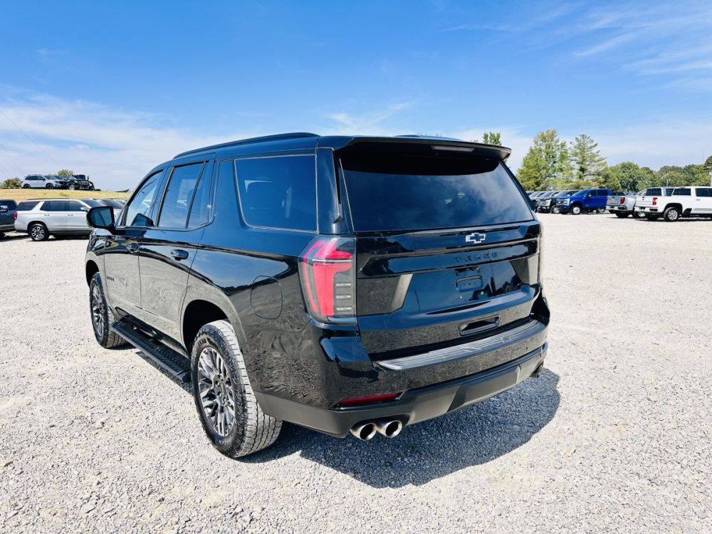 2025 Chevrolet Tahoe Z71 4X4 - CLEAR TITLE - READY TO DRIVE - photo 12